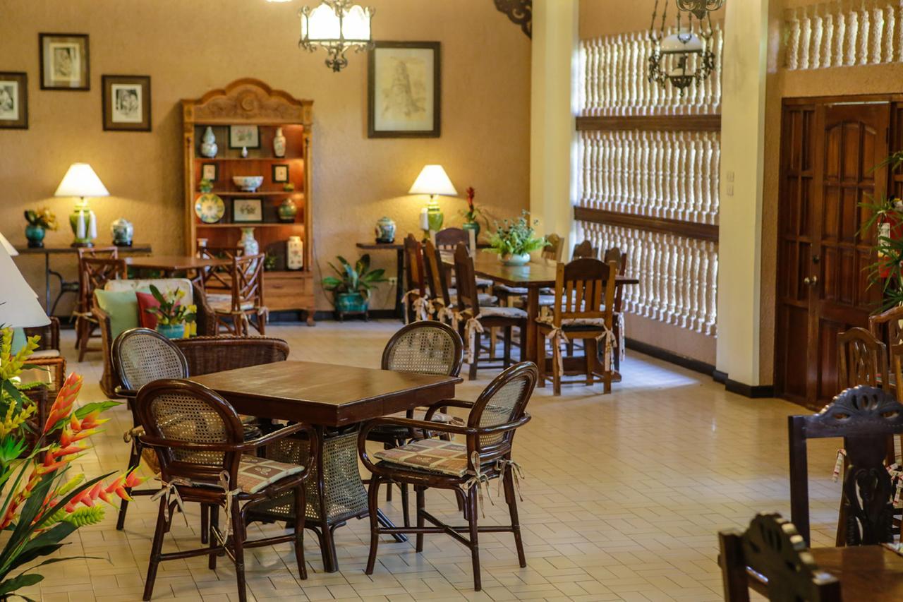 Victoria'S Haven Bed & Breakfast Dumaguete City Exterior foto