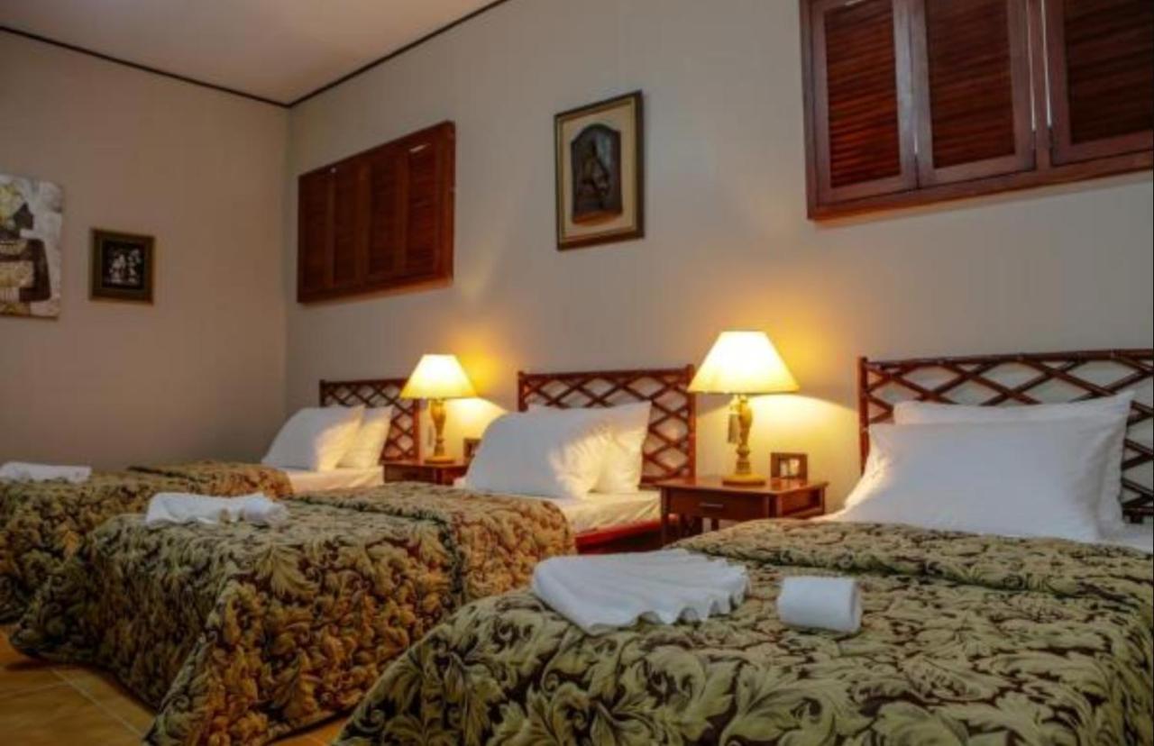 Victoria'S Haven Bed & Breakfast Dumaguete City Exterior foto