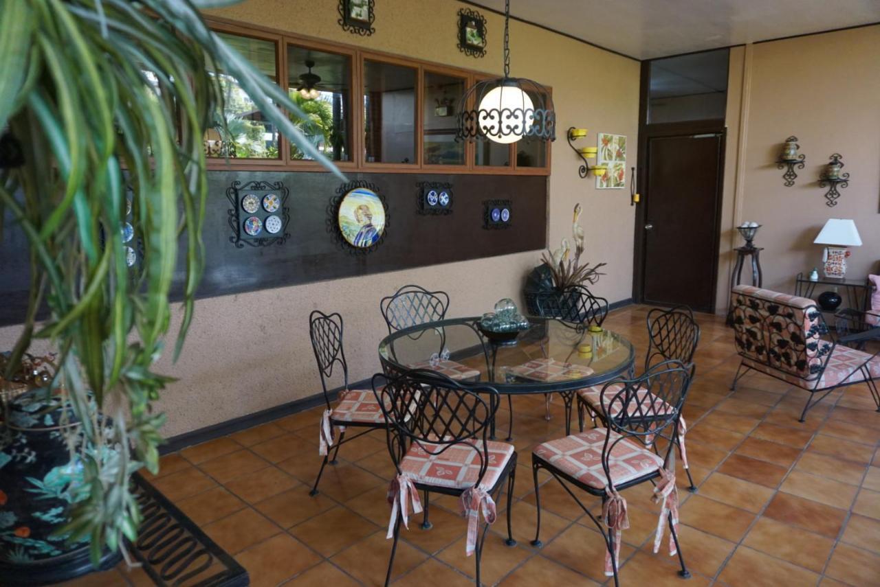 Victoria'S Haven Bed & Breakfast Dumaguete City Exterior foto